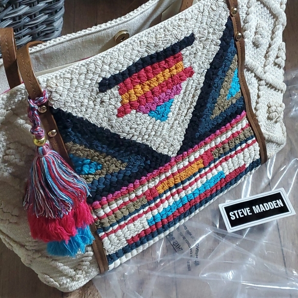 Steve Madden Beige/Multi Bali Tote - Picture 7 of 12